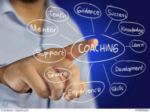 Die Führungskraft als Coach? Möglichkeiten und Grenzen 1 Als Führungskraft auch Coach hat viele Möglichkeiten aber auch Grenzen